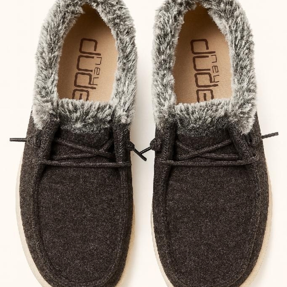 Hey Dude Men's Brown Fleece-Lined Loafers